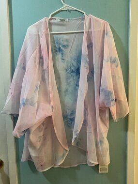 Women's NWT Pink Chiffon Tie-Dye Kimono